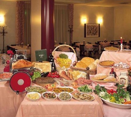 Hotel La Corte Rubiera Ngoại thất bức ảnh
