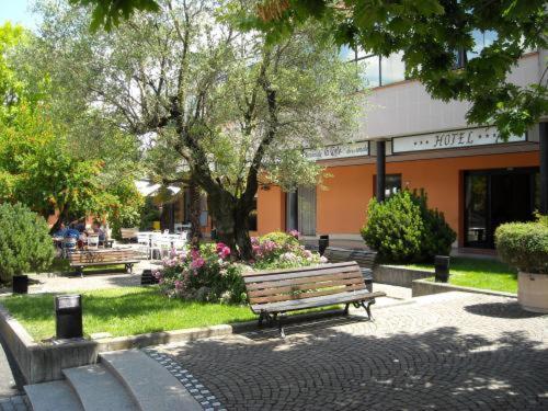 Hotel La Corte Rubiera Ngoại thất bức ảnh